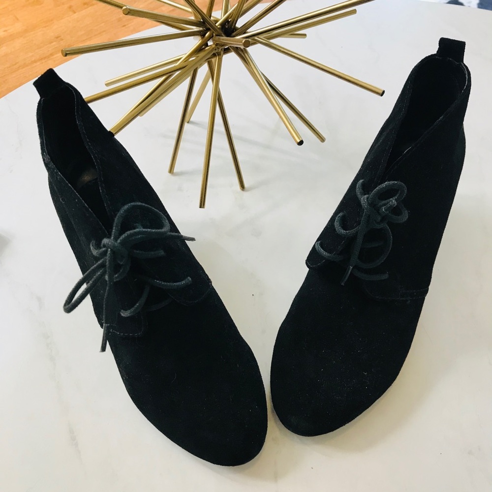 New Nine West Black Suede Booties